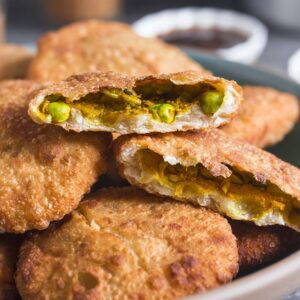 Matar Kachori