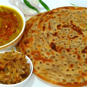 Bezar Ki Roti + Kadi Pakoda + Jaipuri Dal + Lehsun Ki Chutney + Ker Sangri Achar